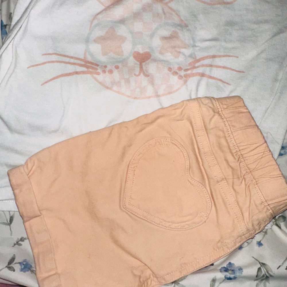 Jerzees Top and Wonder Nation Bottom Size 8 bottom top is Youth Medium